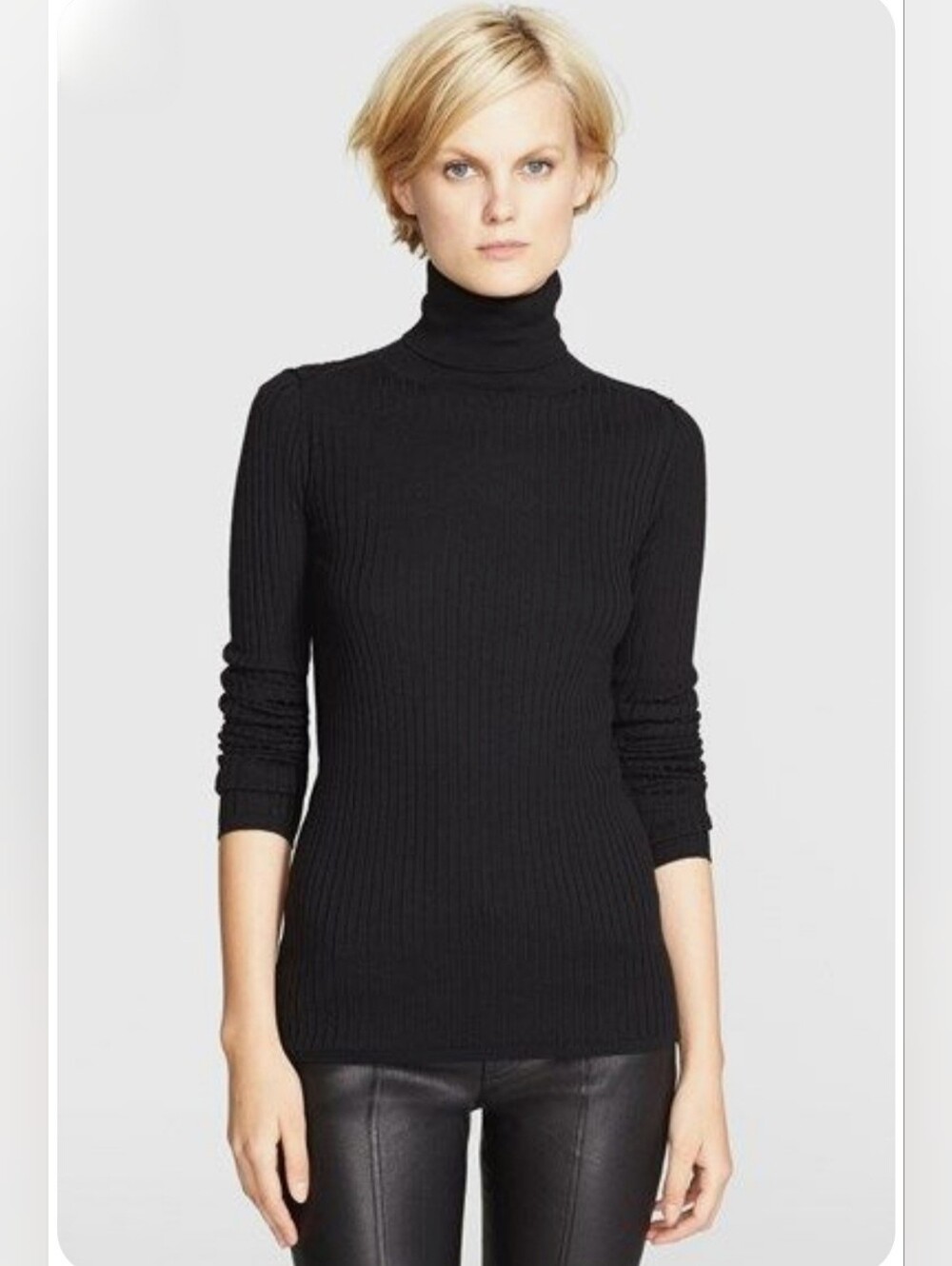 Vince Black Ribbed Knit Turtleneck Medium. Classic Fall Old Money Quiet Luxury